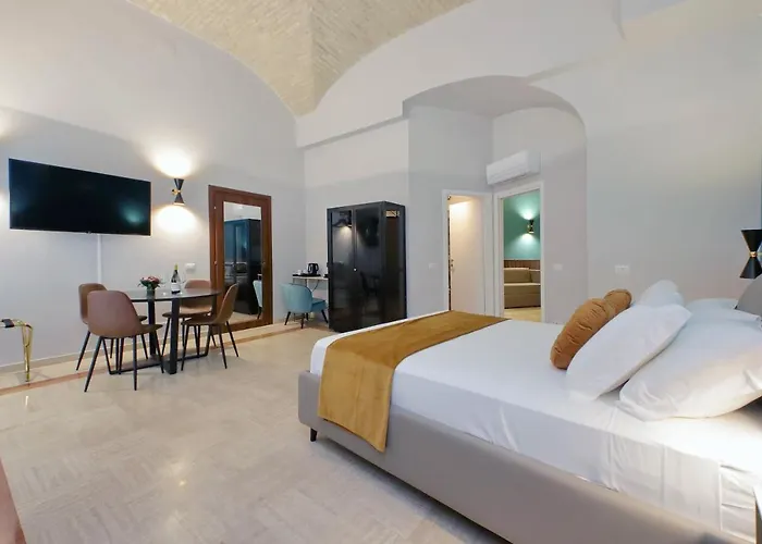 Charming Navona מלון 4*