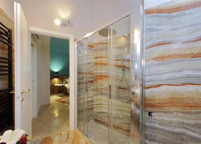Charming Navona 4*
